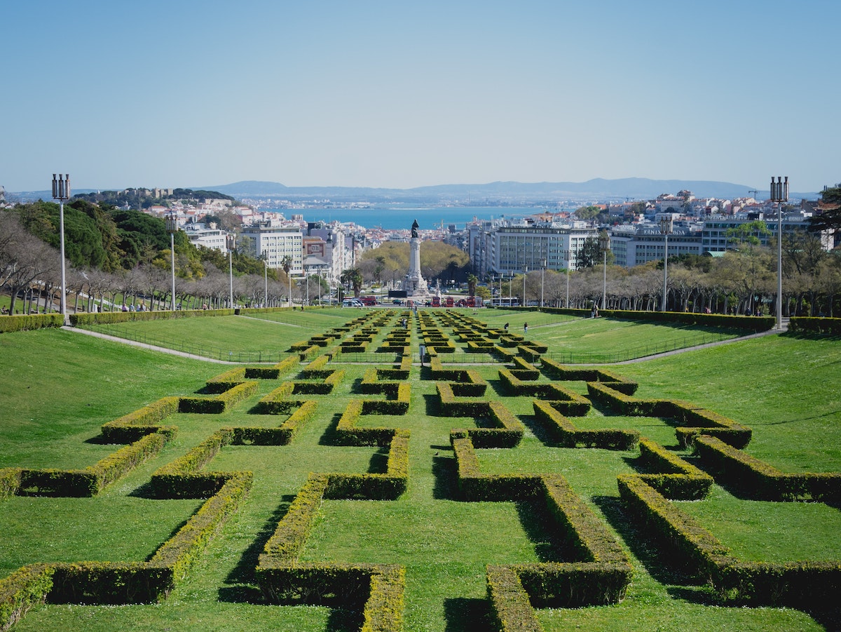 Avenidas Novas park in Lisbon.jpg